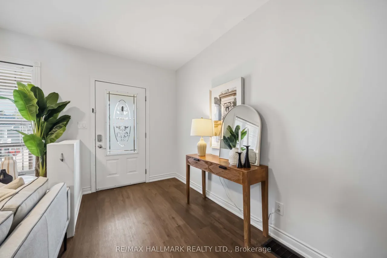44 Holley Avenue — photo 3