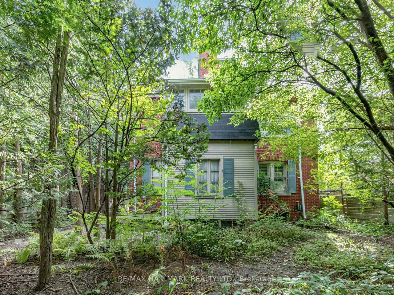 7 Humberview Crescent — photo 39
