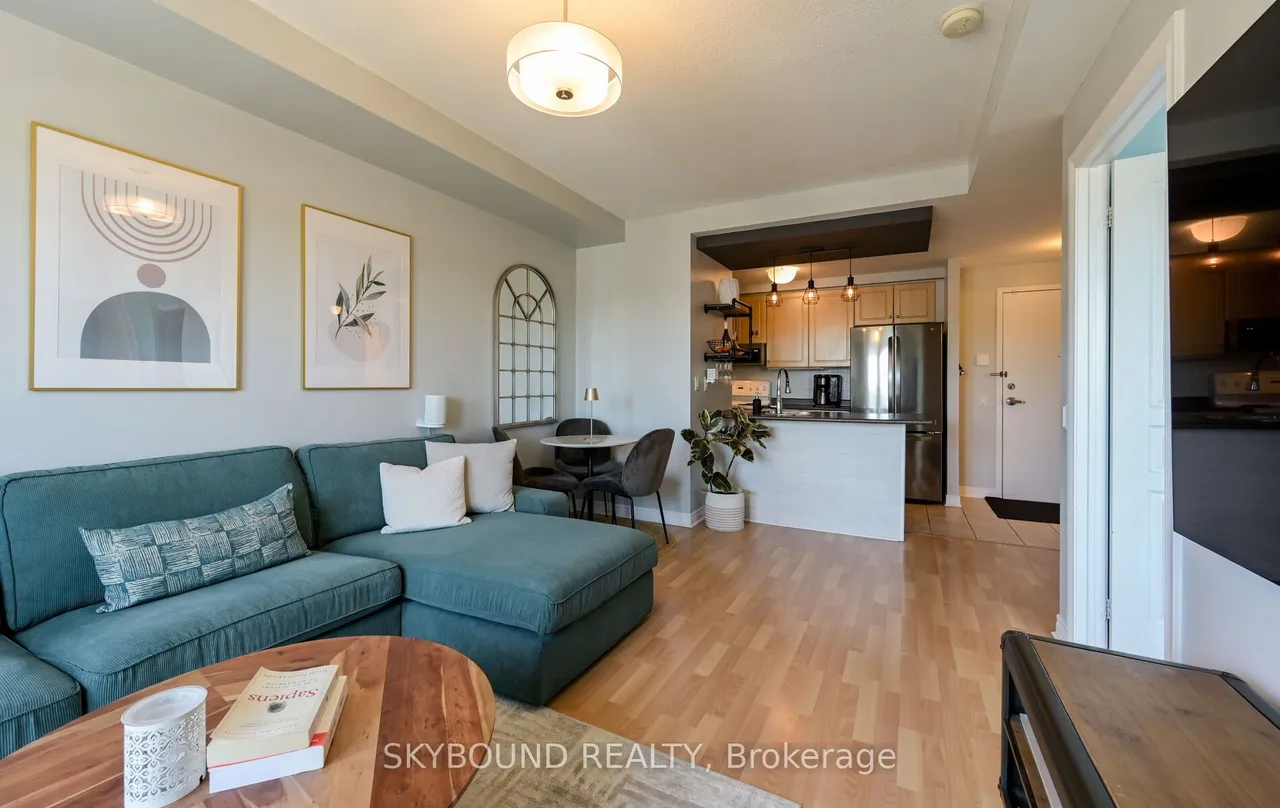 1415 Lawrence Avenue W — photo 3