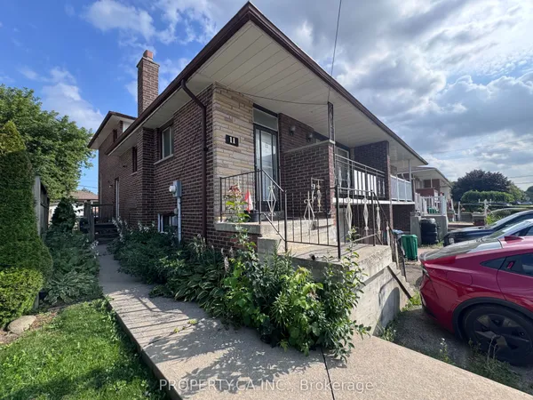 11 Nancy McCredie Drive