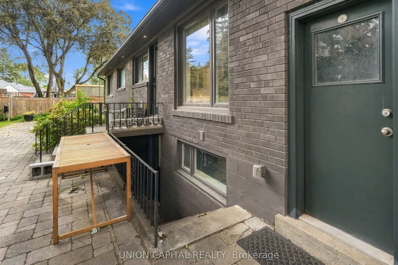 1563 Skyline Drive — photo 46