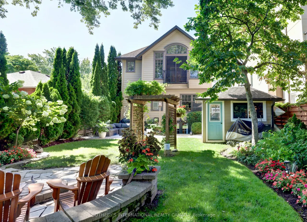 31 Maple Avenue N