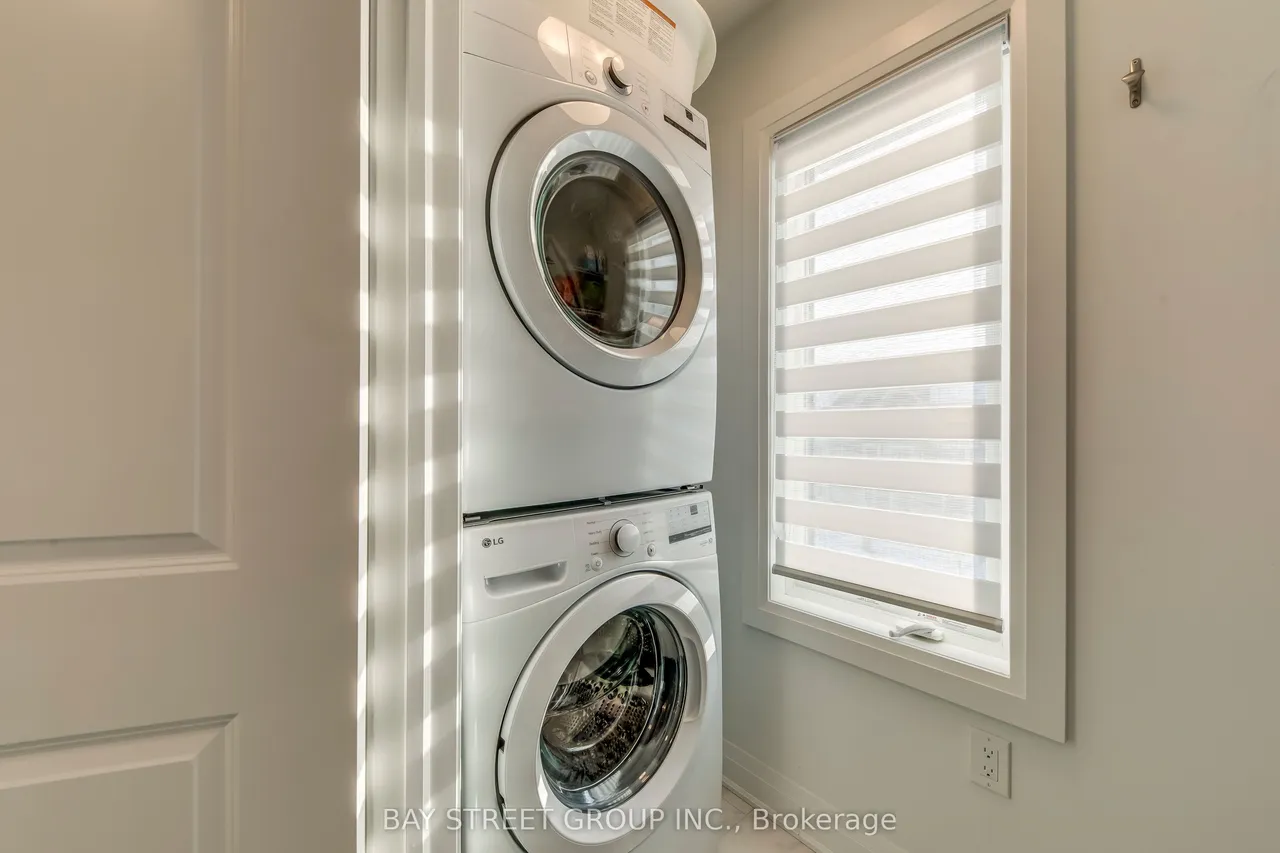 3049 Merrick Road — photo 44