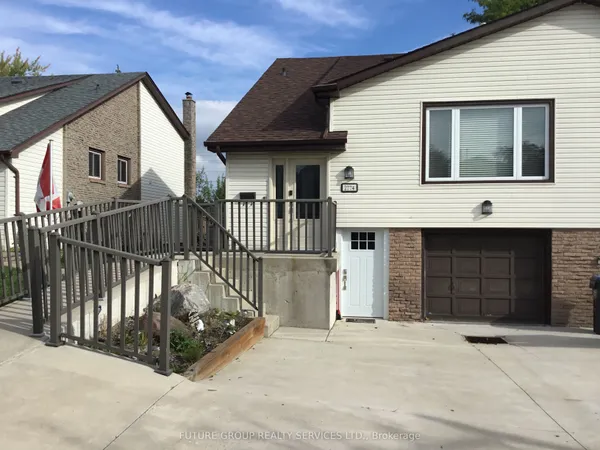 2774 Bucklepost Crescent