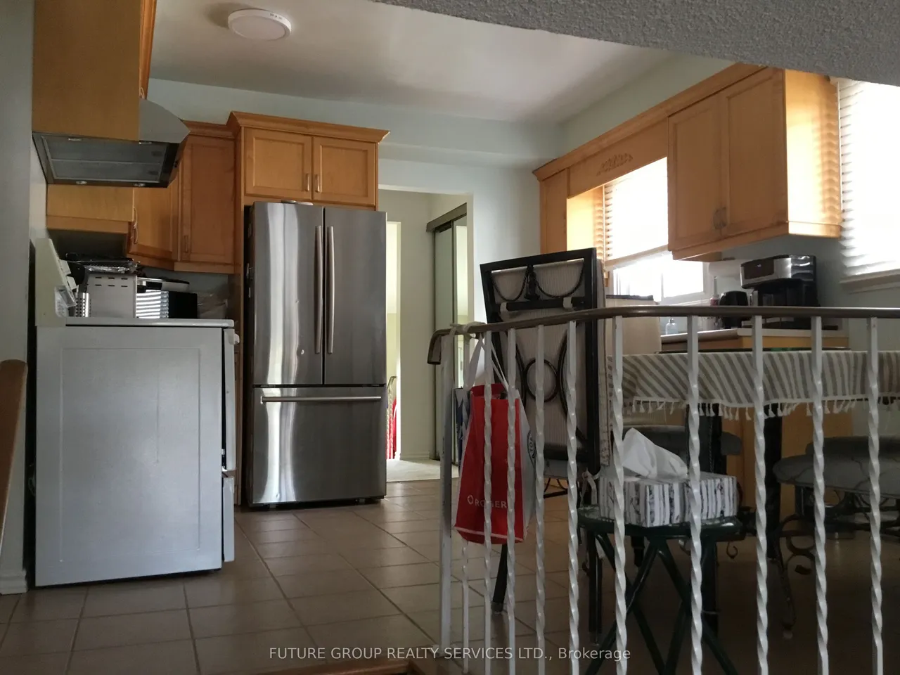 2774 Bucklepost Crescent — photo 3