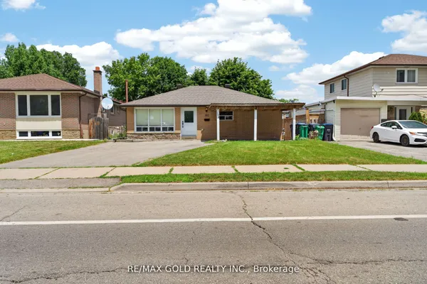182 Mcmurchy Avenue S — photo 2
