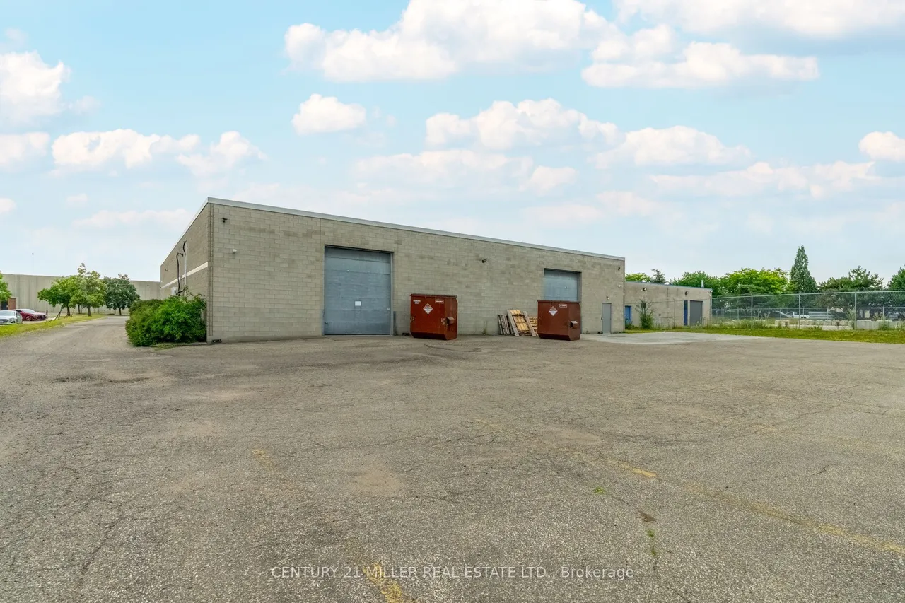 4 Carson Court — photo 2