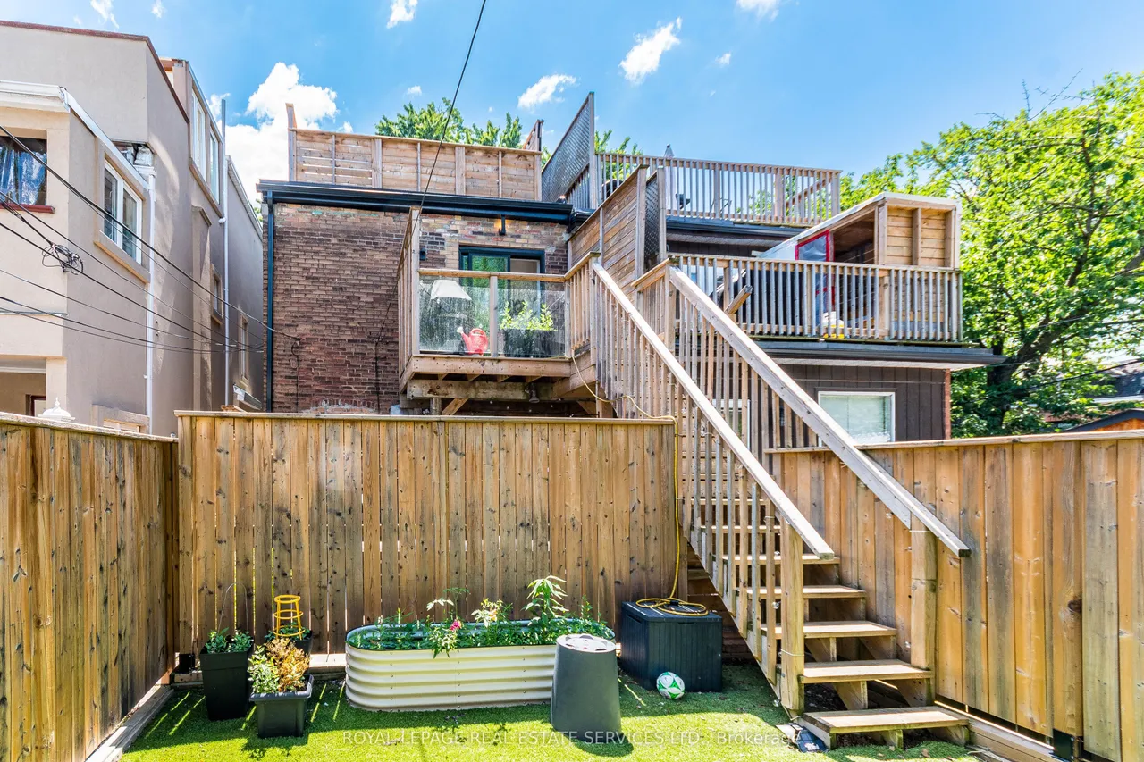 238 Garden Avenue — photo 40