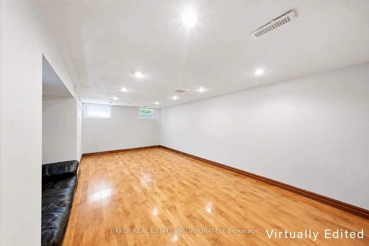 3415 Schomberg Avenue — photo 46