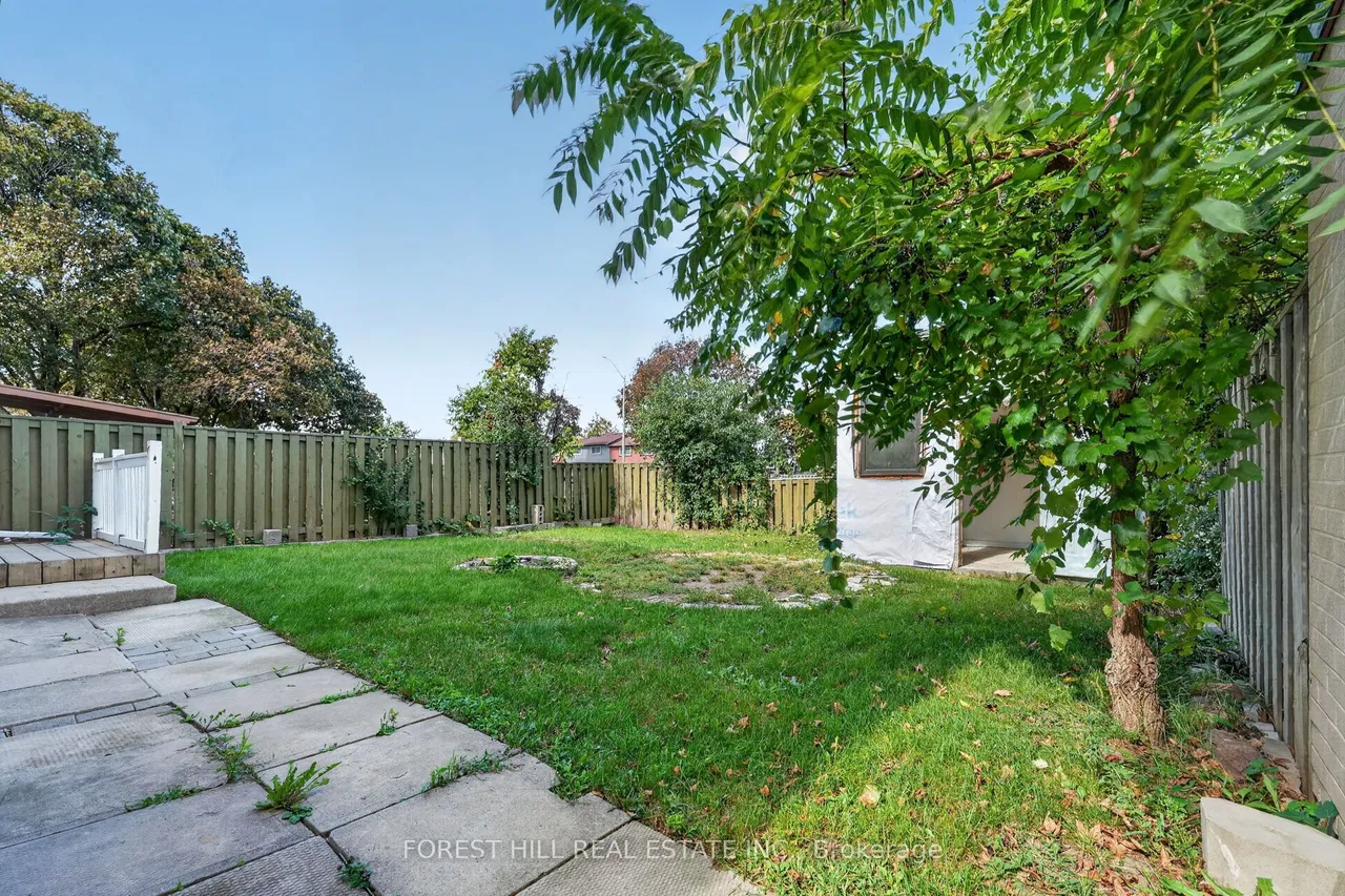 22 Grand Valley Drive — photo 3