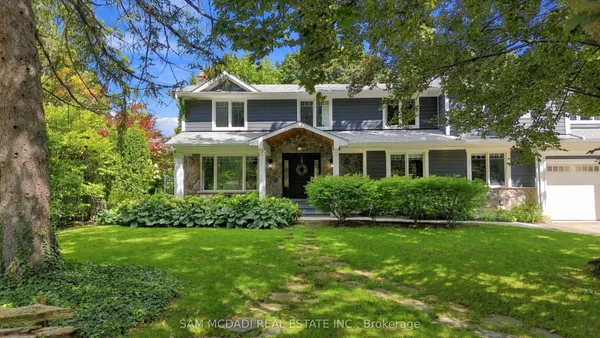 2142 Obeck Crescent — photo 2