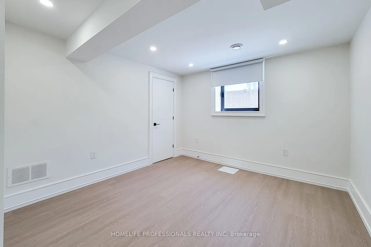 307 Hampton Heath Road — photo 48