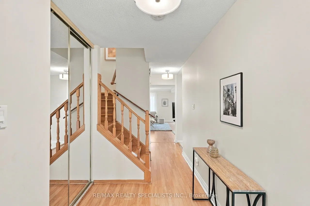 93 Burlington Street — photo 3