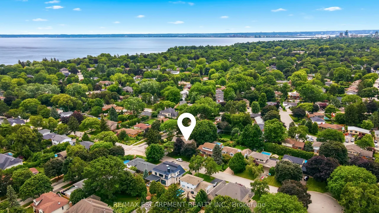 330 Camelot Court — photo 50