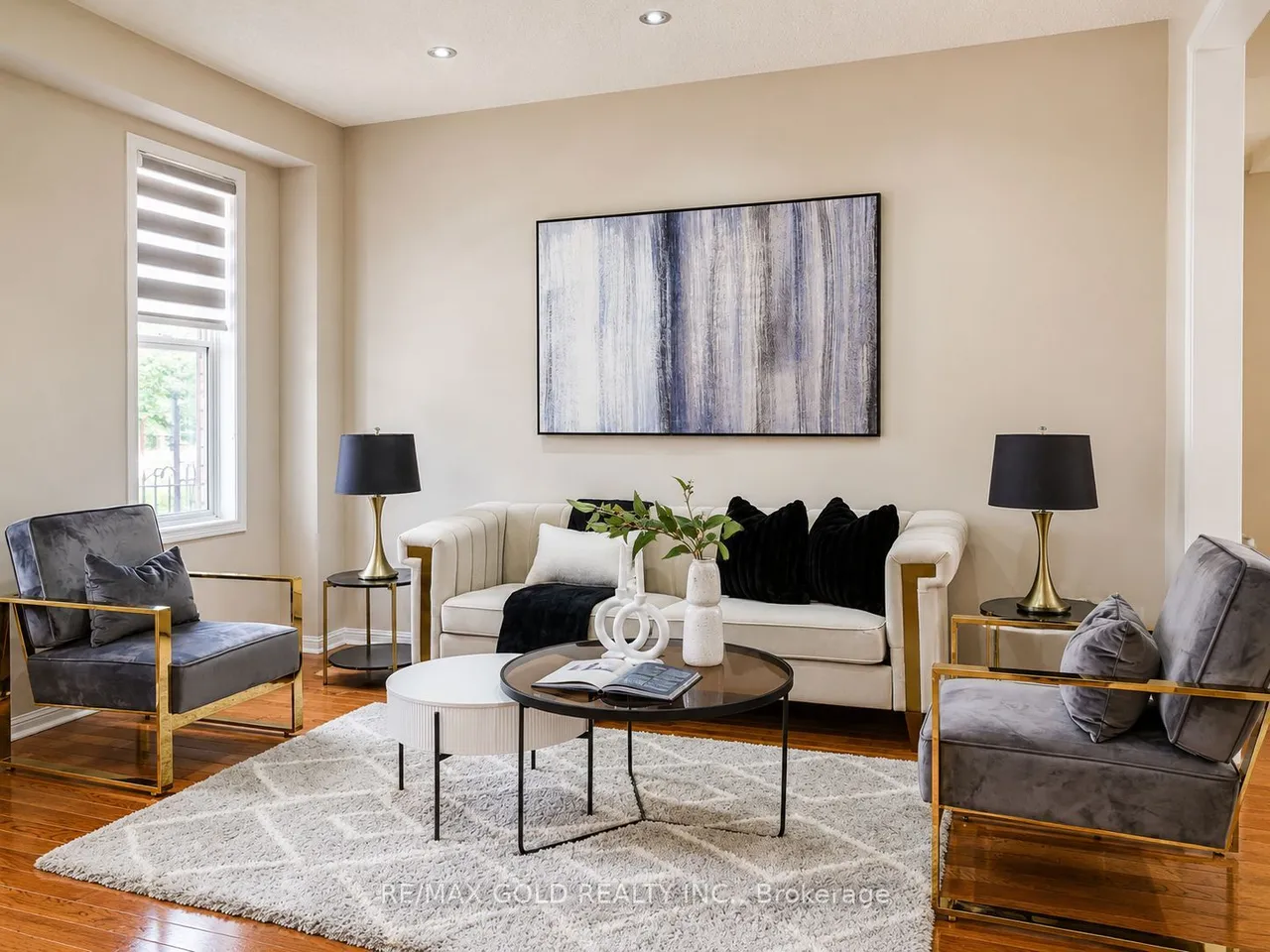 24 Gander Crescent — photo 3
