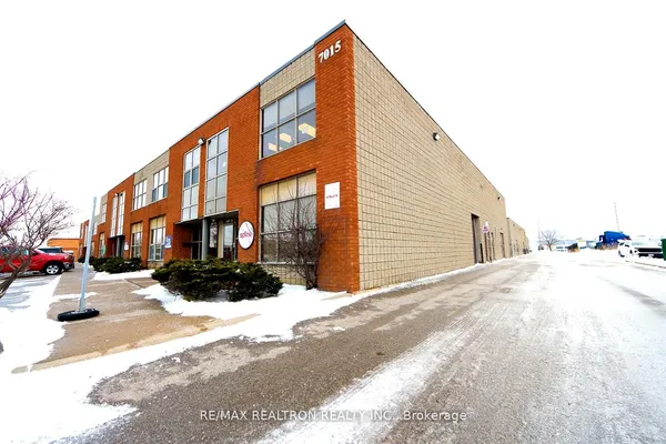 7015 Tranmere Drive — photo 2