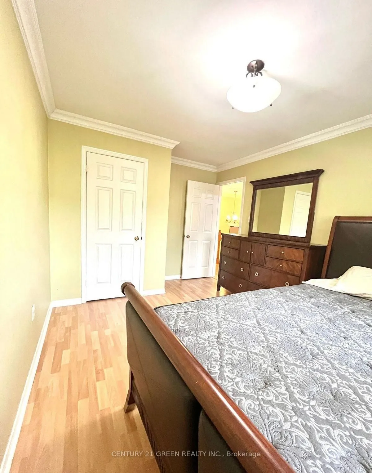 215 Kingknoll Drive — photo 21