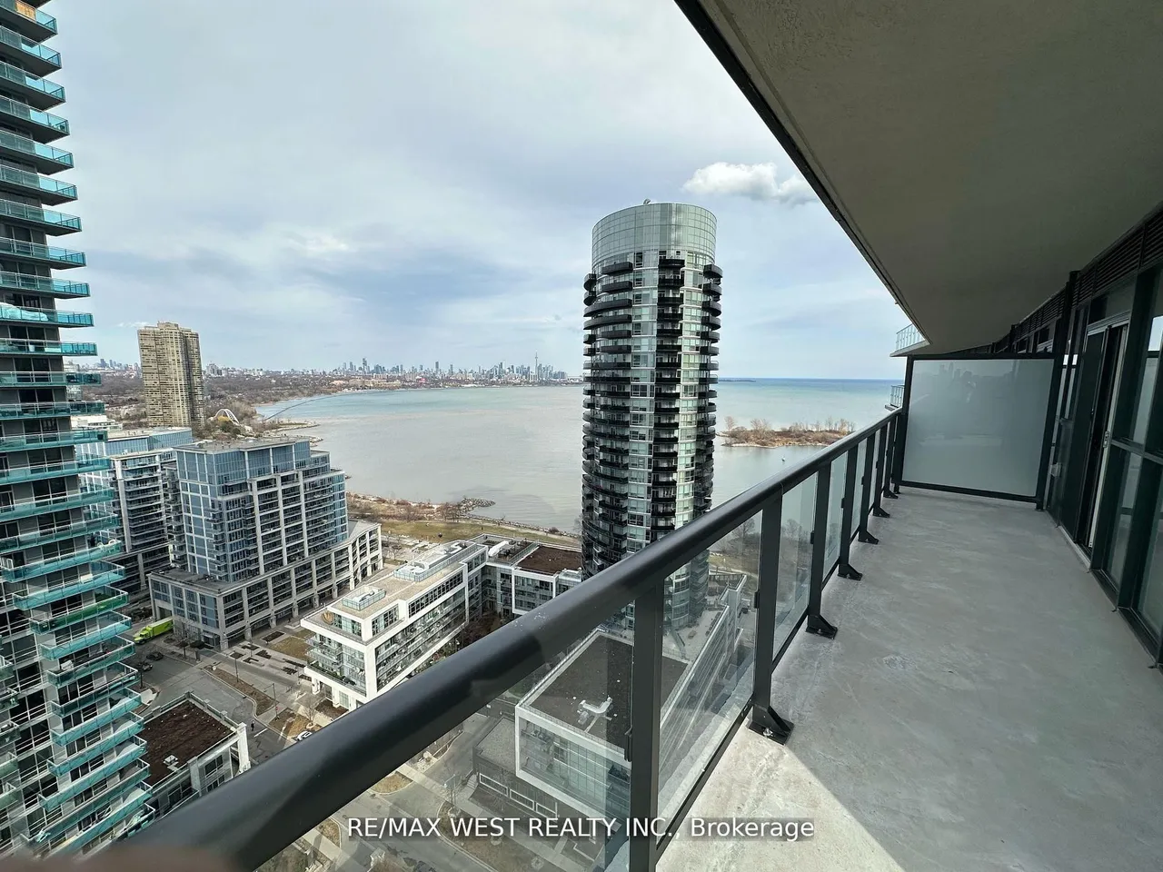38 Annie Craig Drive — photo 3
