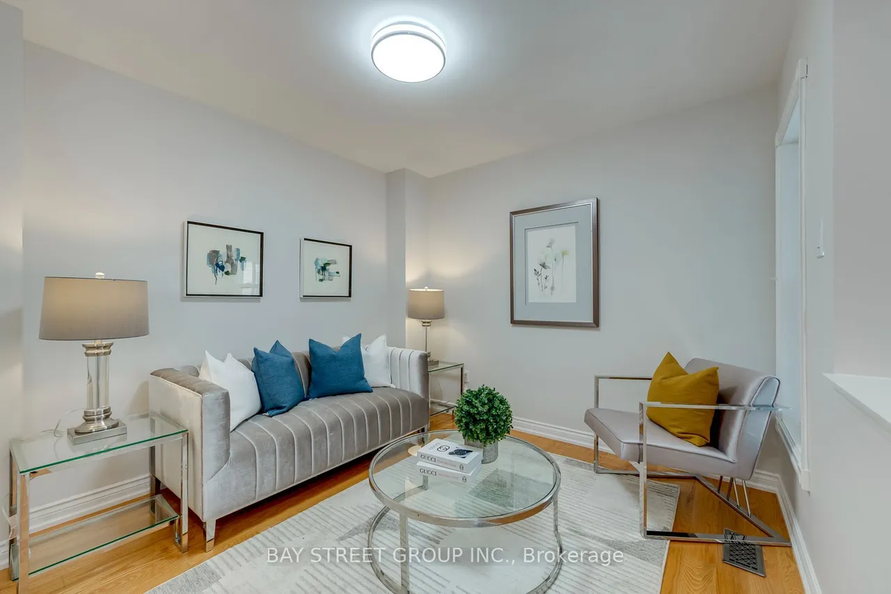 2870 Westbury Court — photo 3