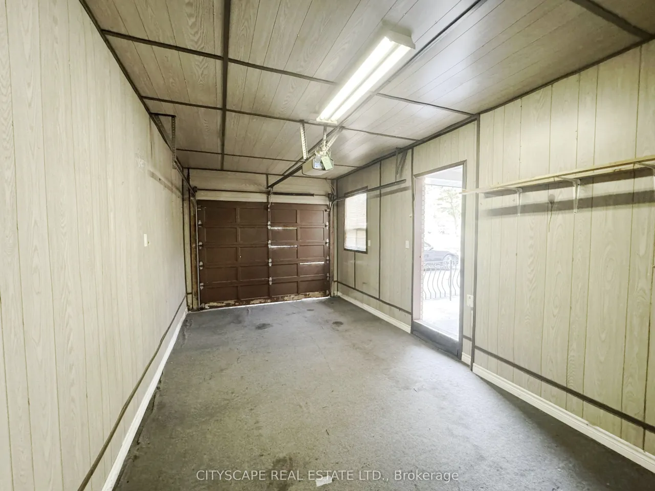 61 Bloomington Crescent — photo 45