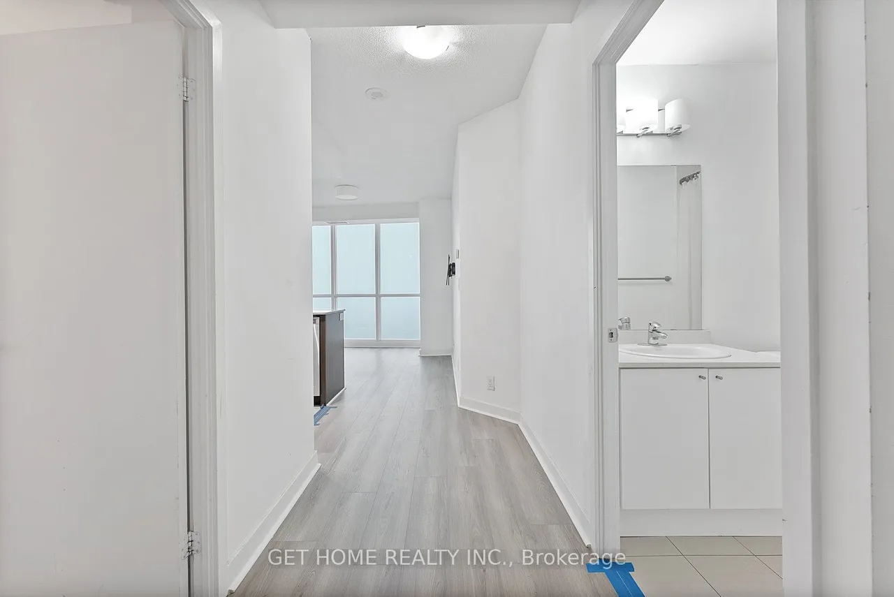 3985 Grand Park Drive — photo 3