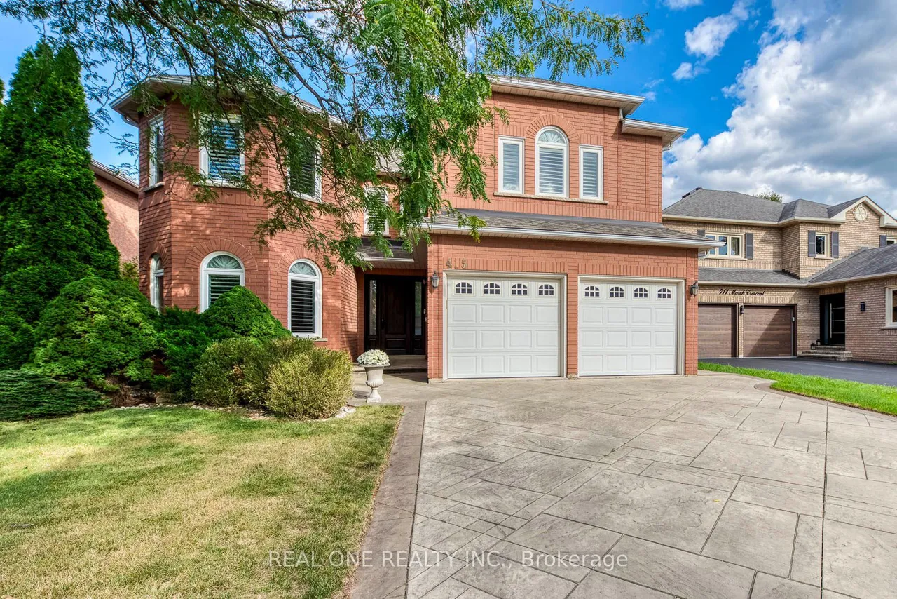 415 March Crescent — photo 2