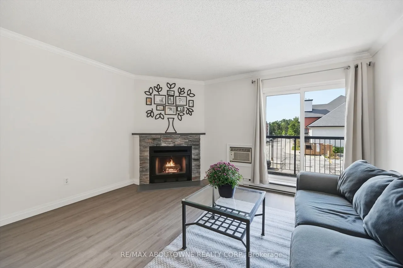 1450 Glen Abbey Gate — photo 2