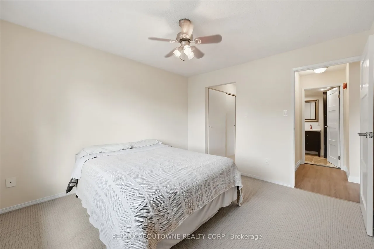 1450 Glen Abbey Gate — photo 8