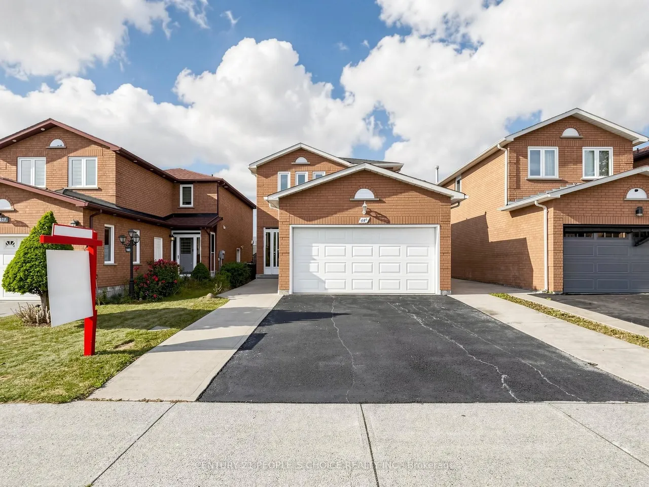 1125 Ivandale Drive