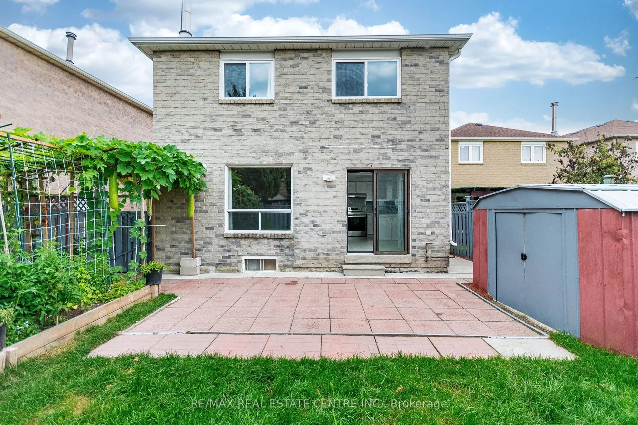 20 Dupont Court — photo 49