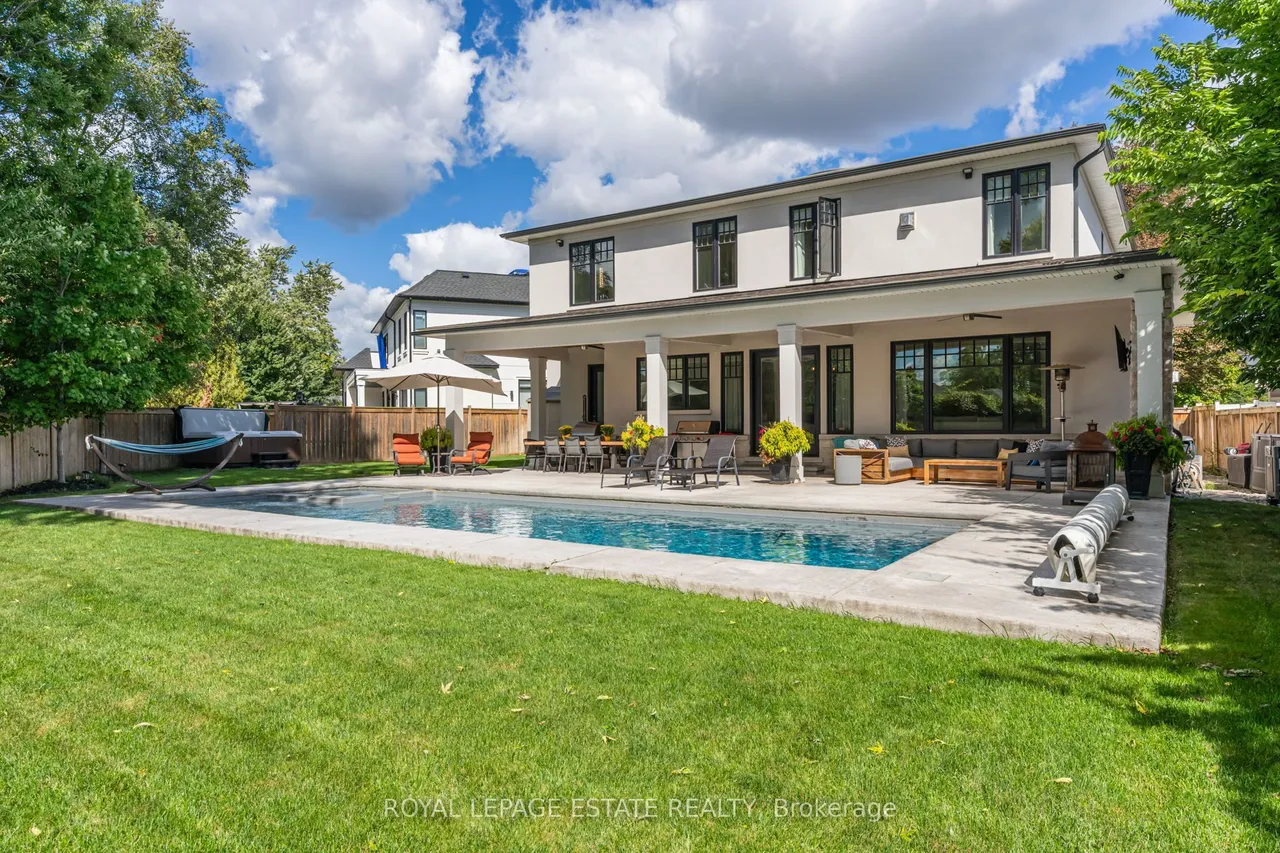 412 Saville Crescent — photo 46