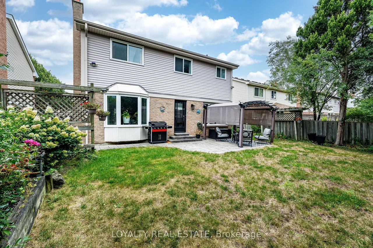 52 Newcastle Crescent — photo 37