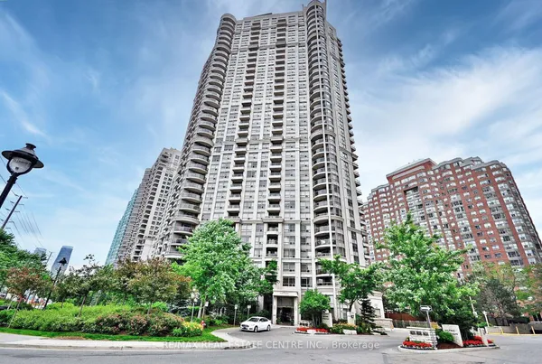 310 Burnhamthorpe Road W