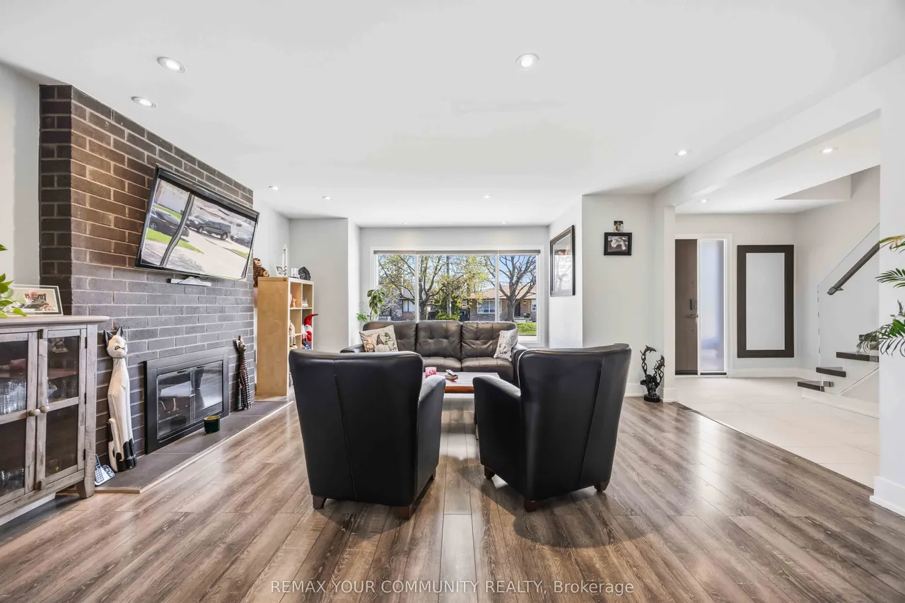 34 Walwyn Avenue — photo 2