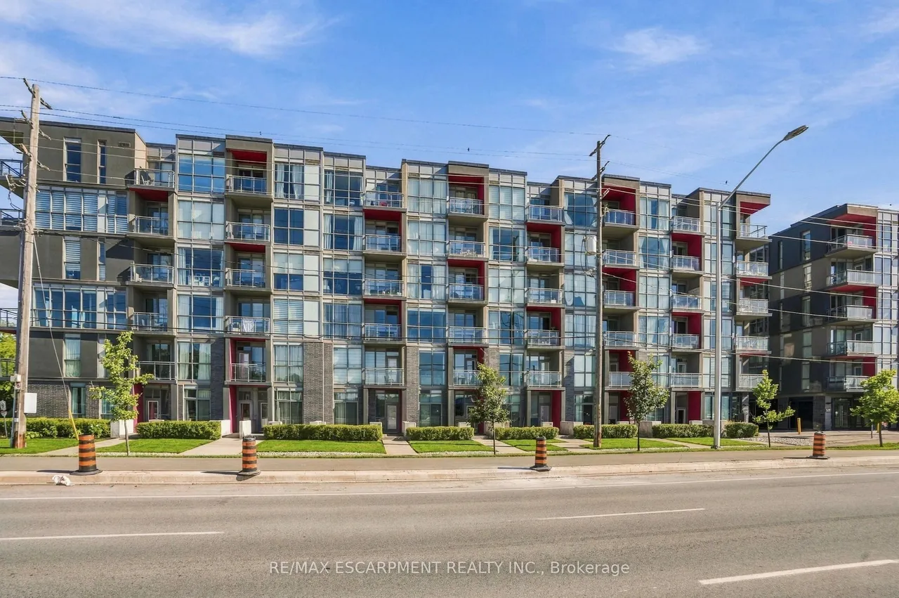 5240 Dundas Street — photo 3