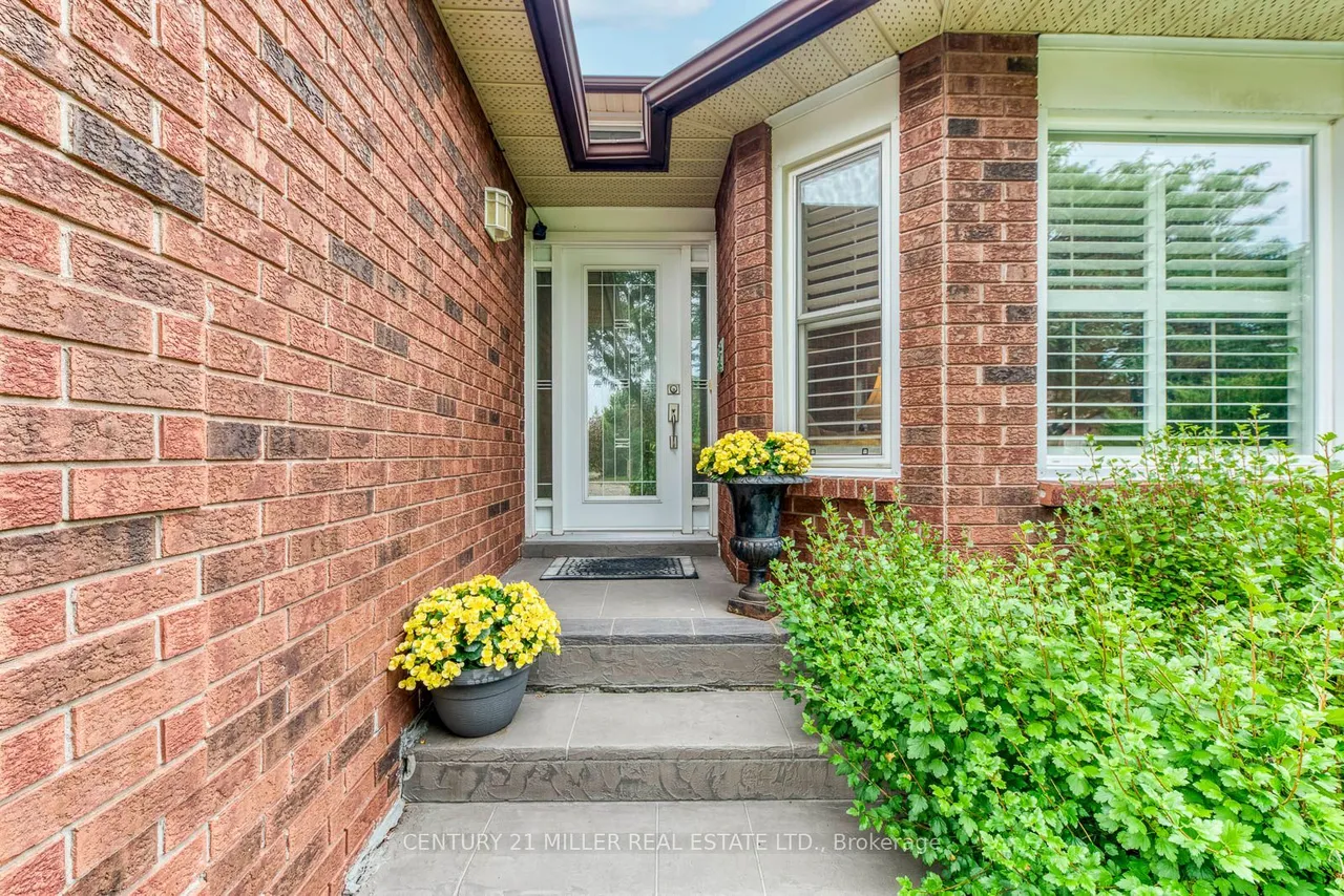 1379 Bramblewood Green — photo 3