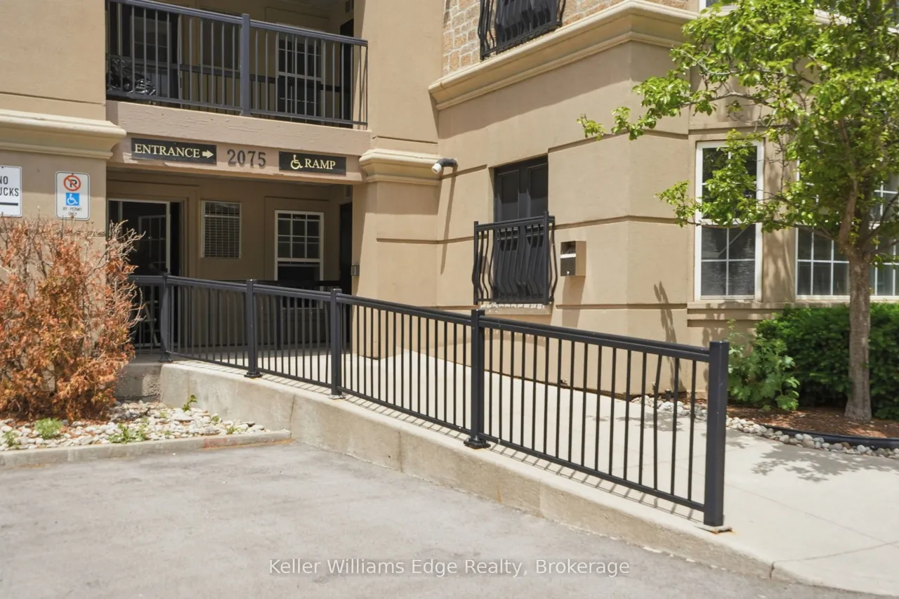 2075 Appleby Line — photo 3