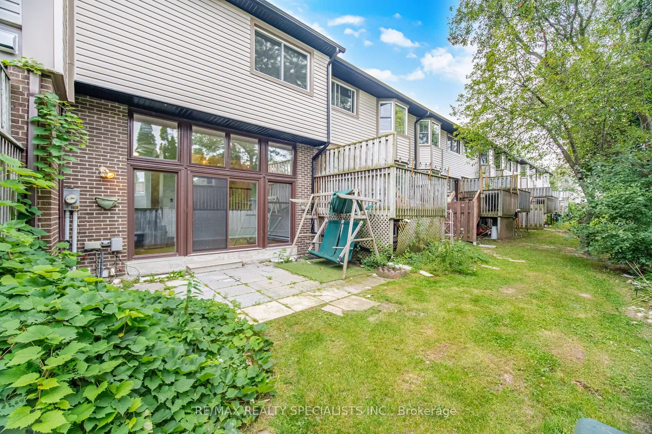 6780 Formentera Avenue — photo 41