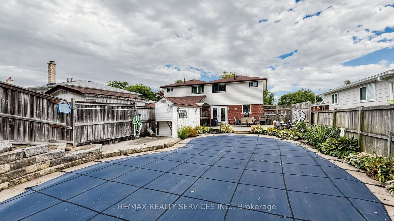 716 Eaglemount Crescent — photo 49