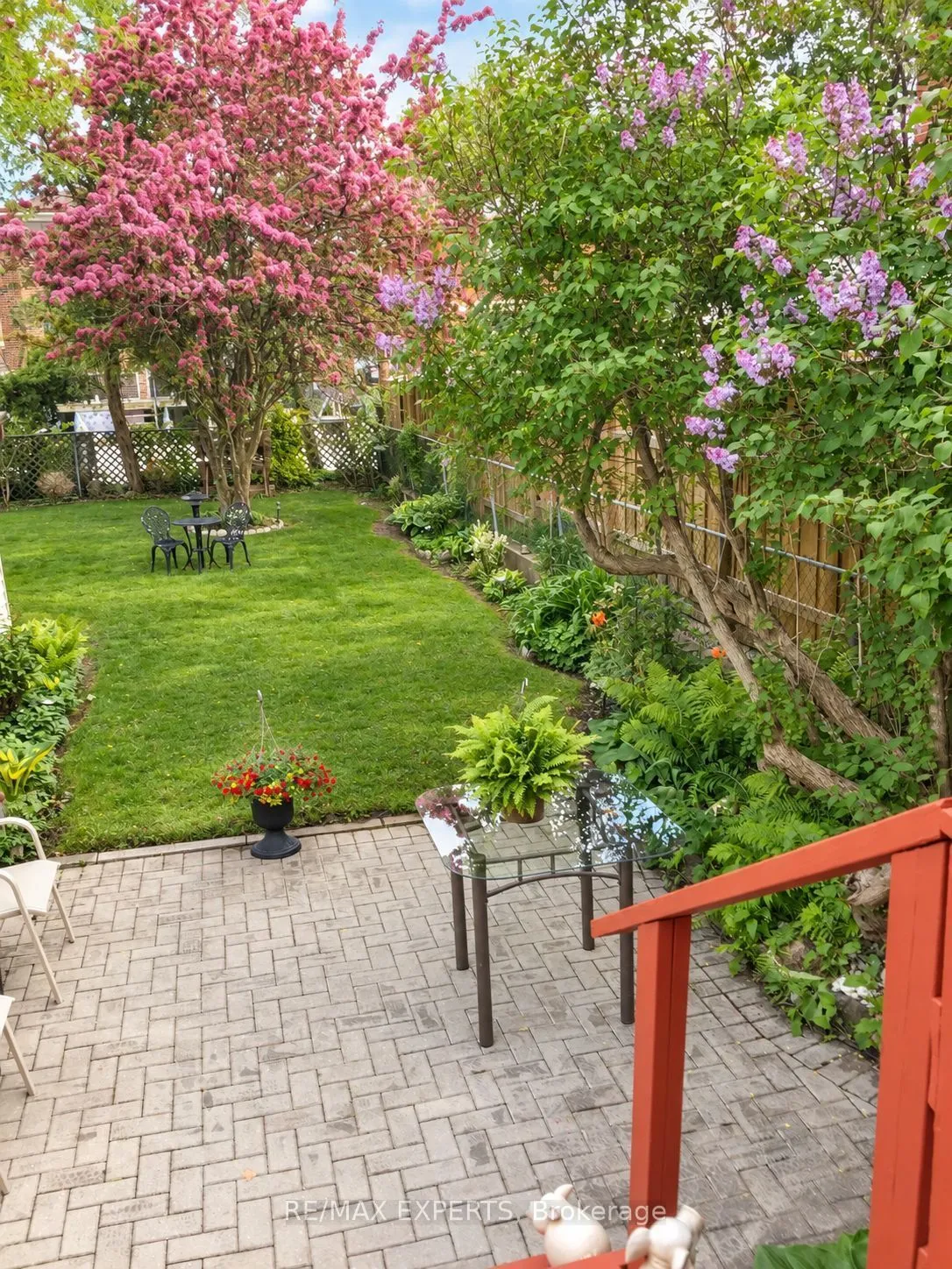 257 John Street — photo 32