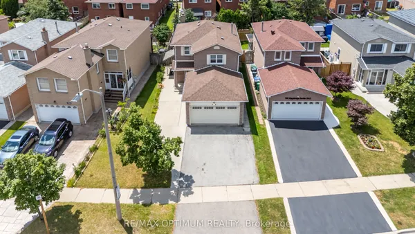 362 Kingsbridge Garden Circle — photo 2