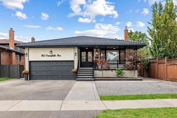182 Gracefield Avenue — photo 2
