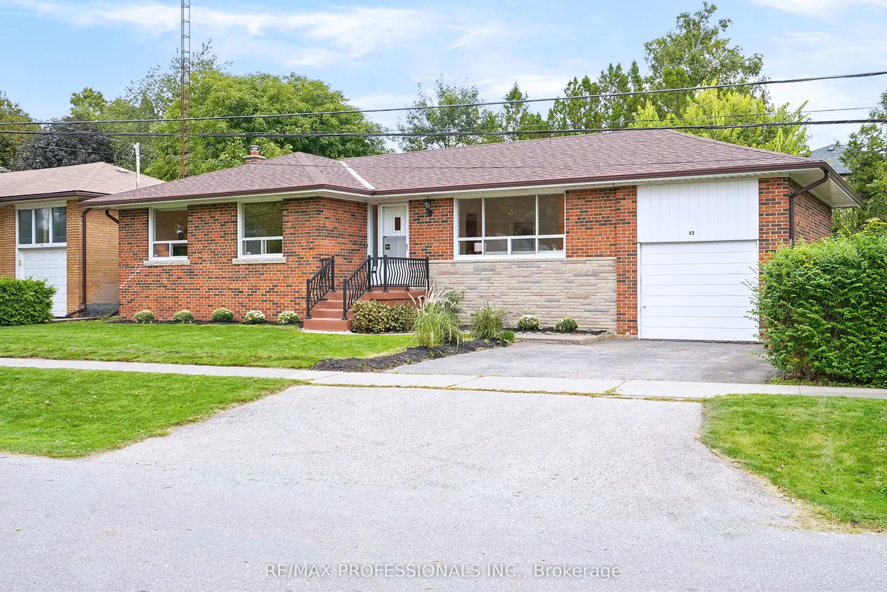 45 Fernalroy Boulevard