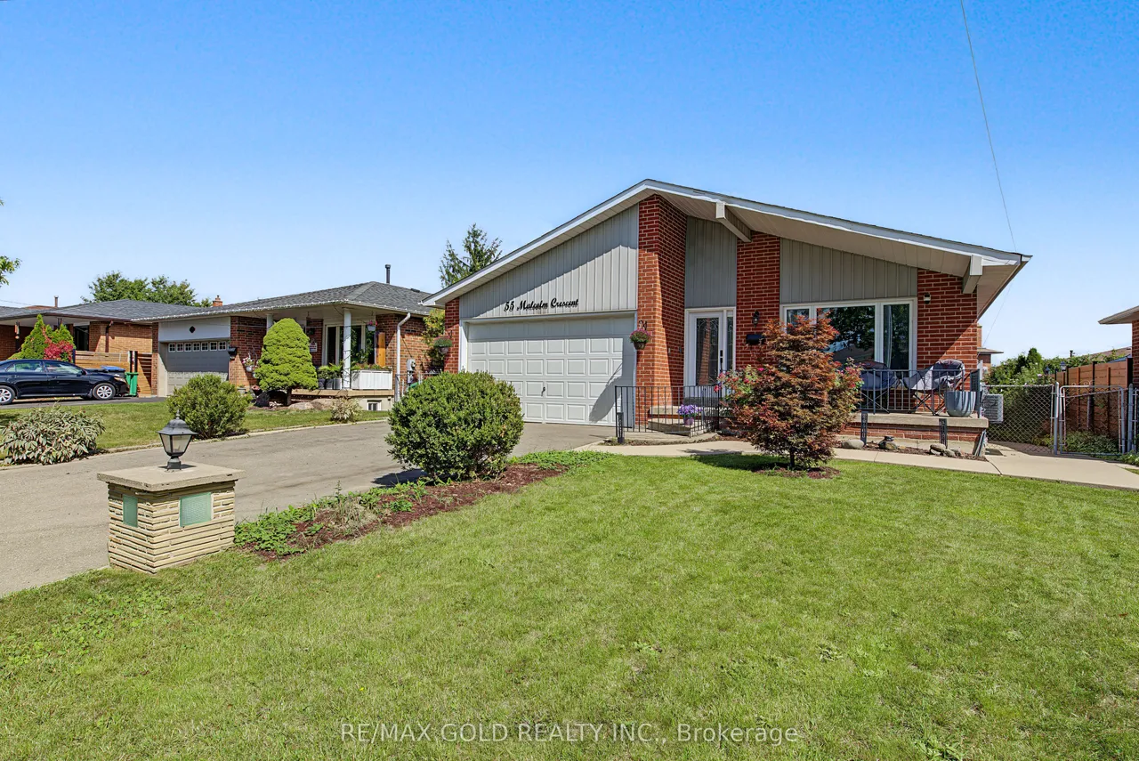 55 Malcolm Crescent — photo 3