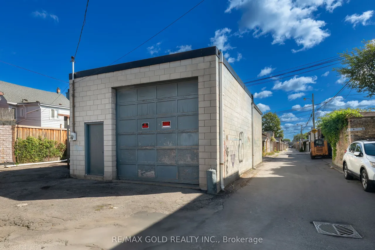 131R Millicent Street — photo 2
