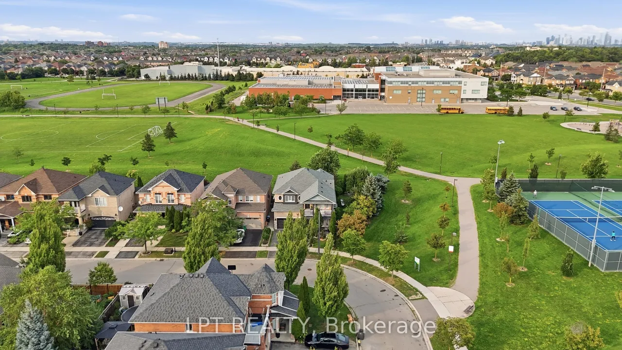 3533 Jorie Crescent — photo 3