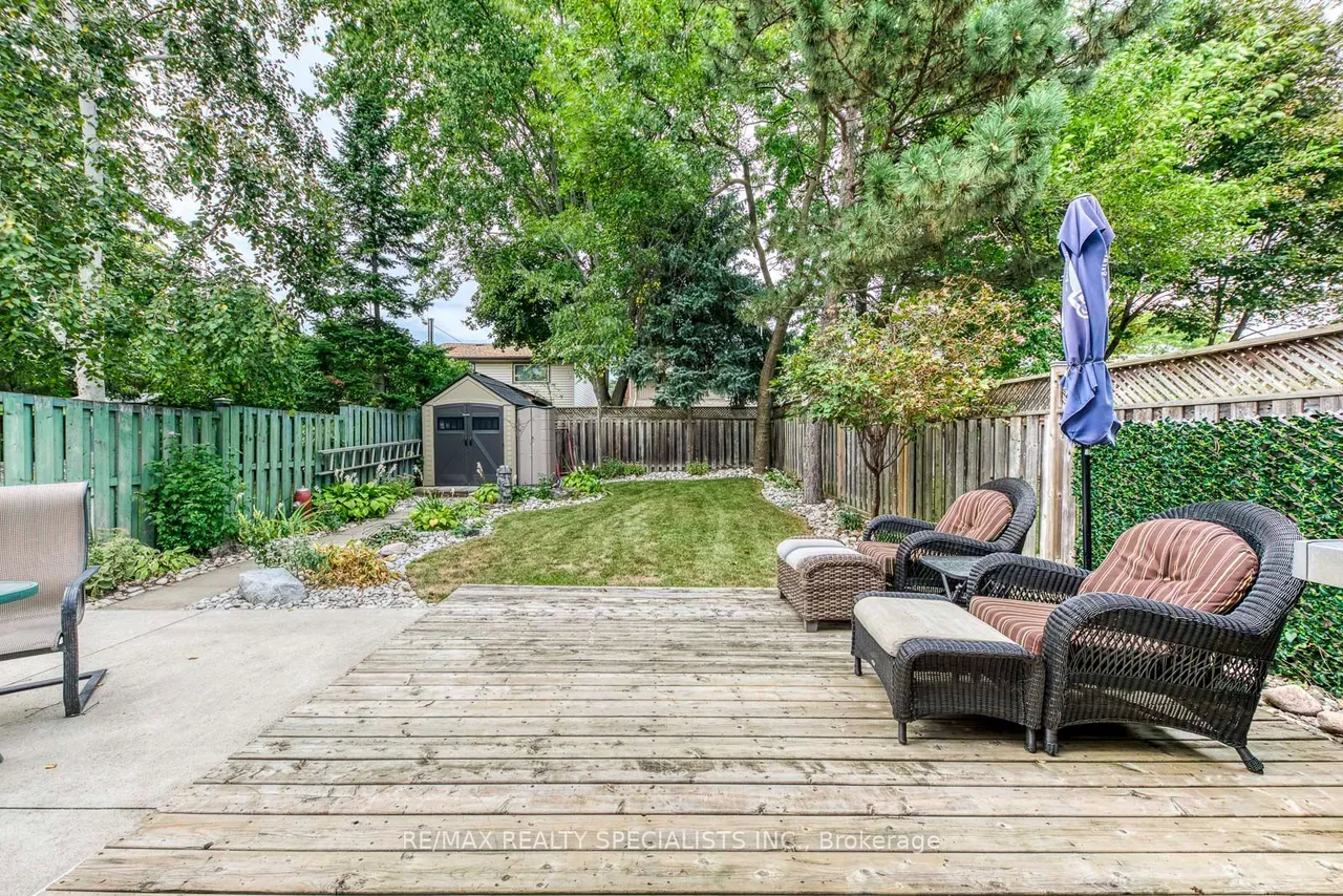 4089 BARBICAN Drive — photo 40