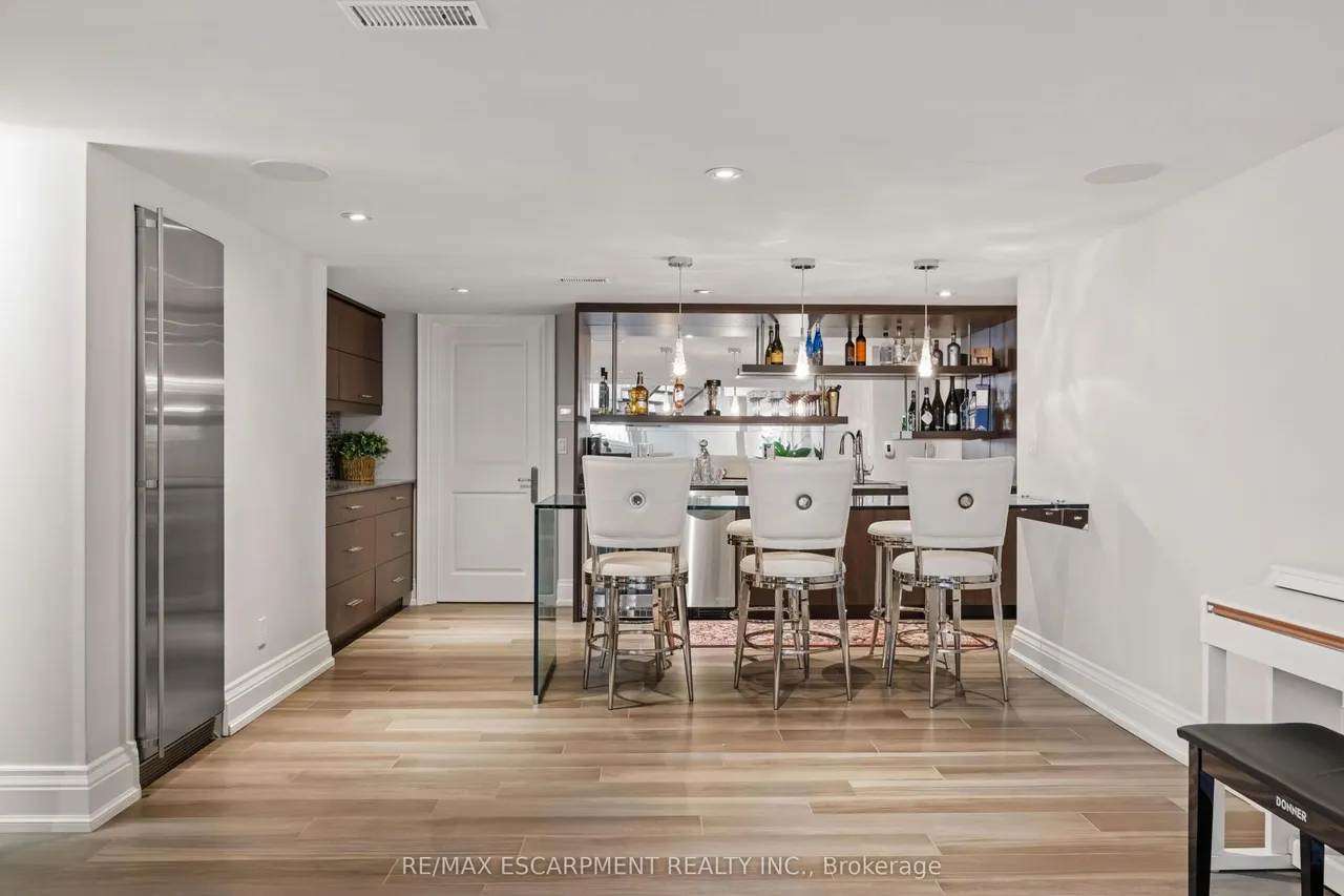 4038 Lakeshore Road — photo 50