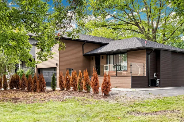 121 South Forster Park Drive — photo 2