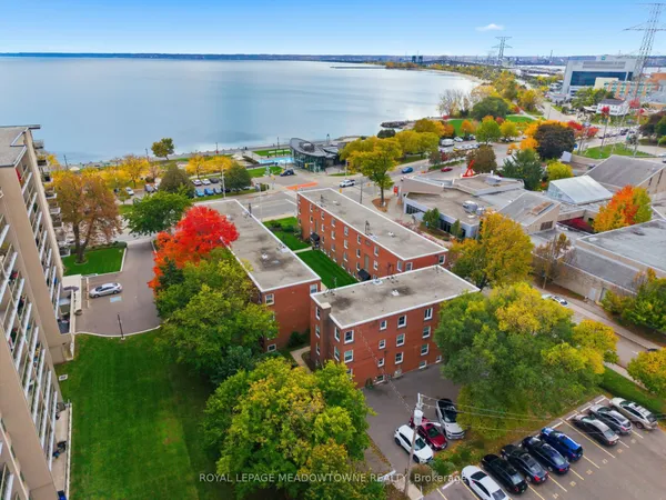 1351 Lakeshore Road